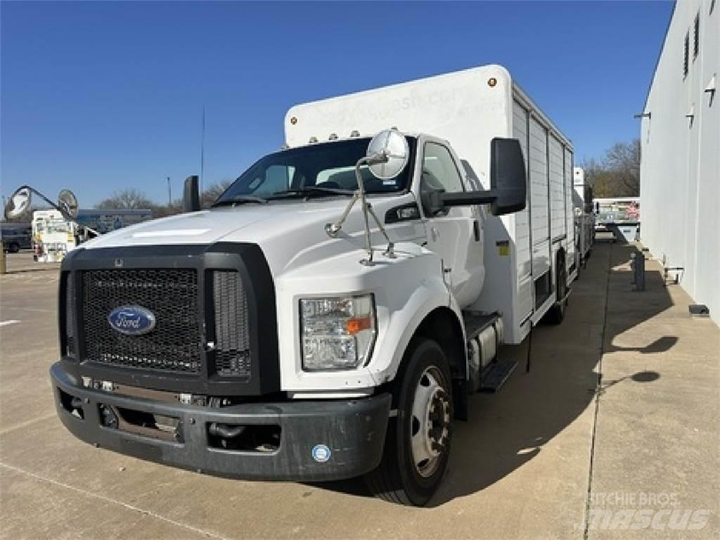 Ford F650 Gėrimų tiekimo sunkvežimiai