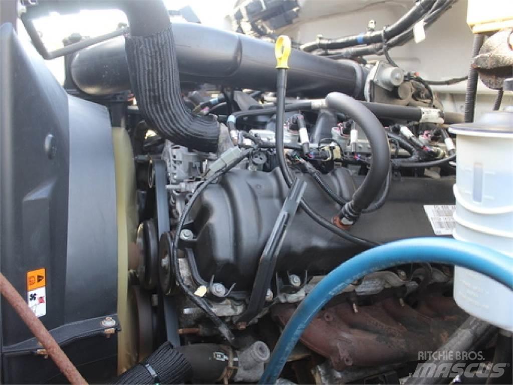 Ford F750 Gėrimų tiekimo sunkvežimiai