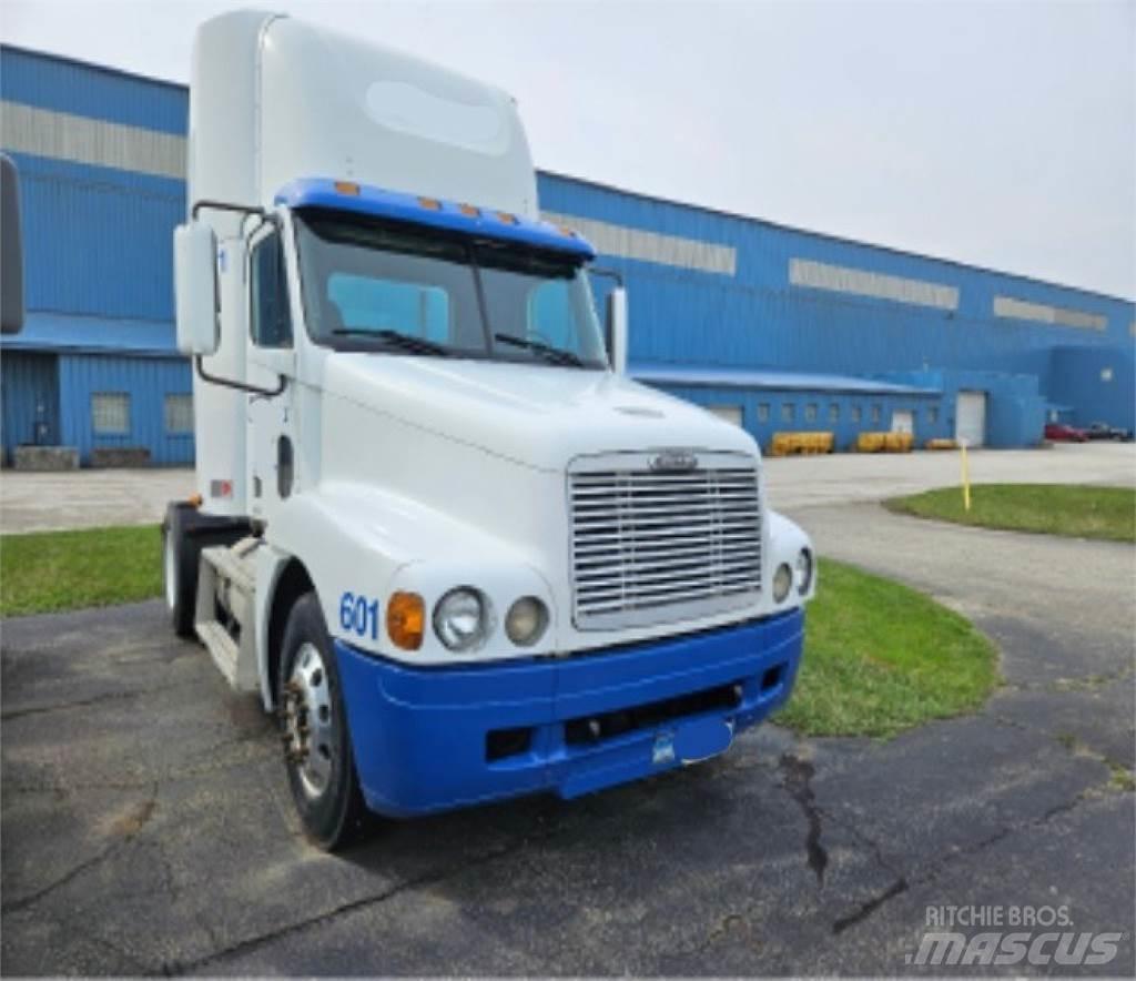Freightliner C120 Naudoti vilkikai