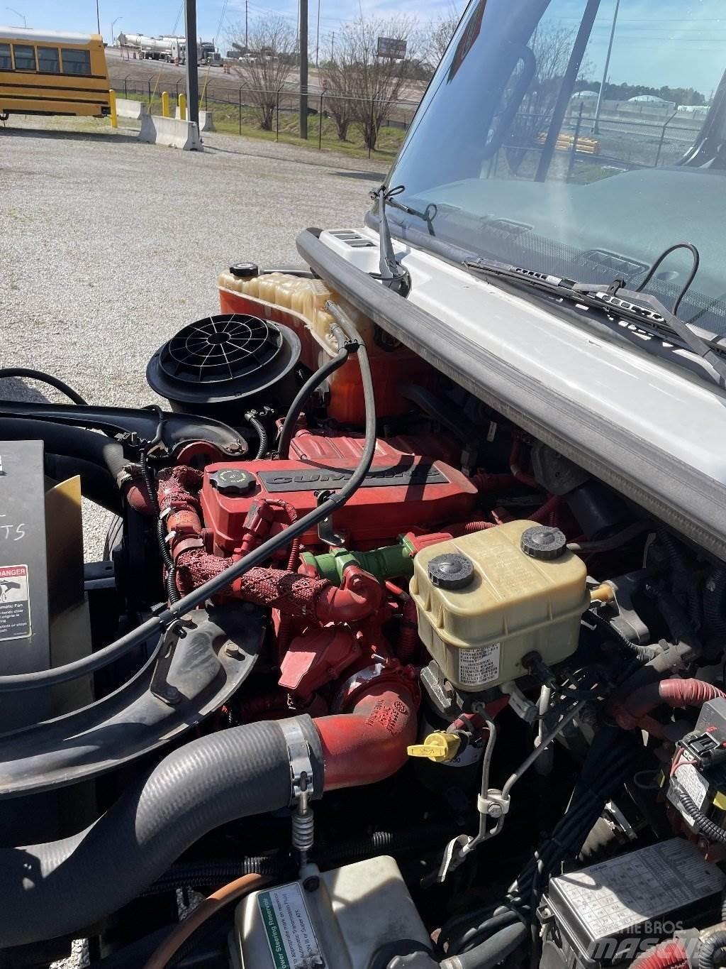 Freightliner M2 Vilkikai šaldytuvai