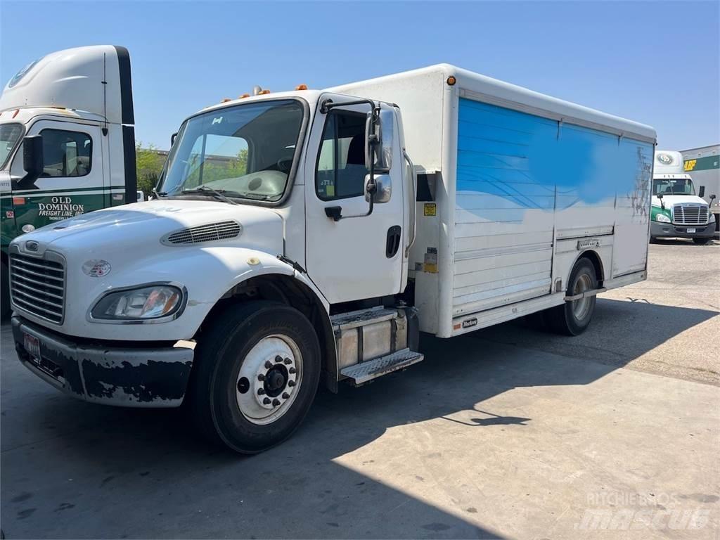 Freightliner M2 Gėrimų tiekimo sunkvežimiai