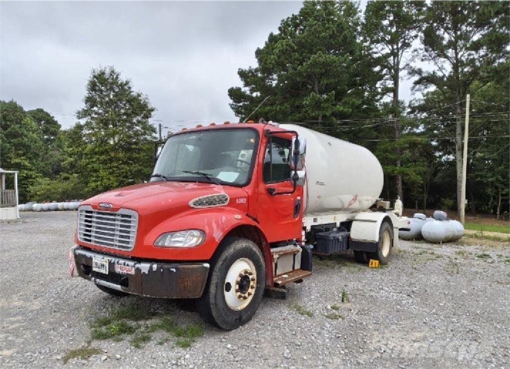 Freightliner M2 Kita