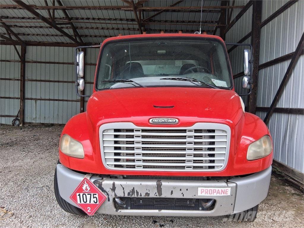 Freightliner M2 Kita
