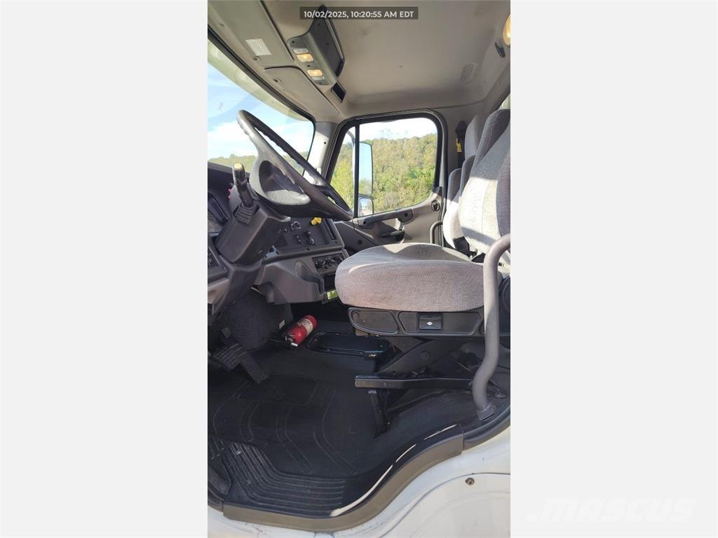 Freightliner M2 Vilkikai šaldytuvai