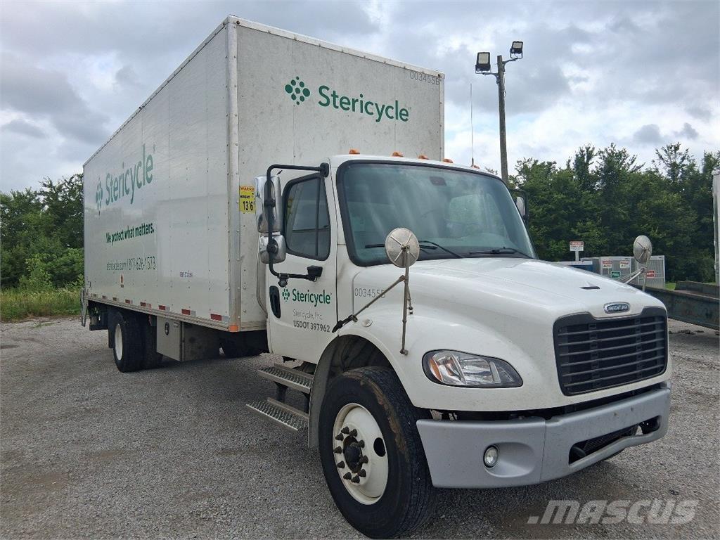 Freightliner M2-106 Sunkvežimiai su dengtu kėbulu