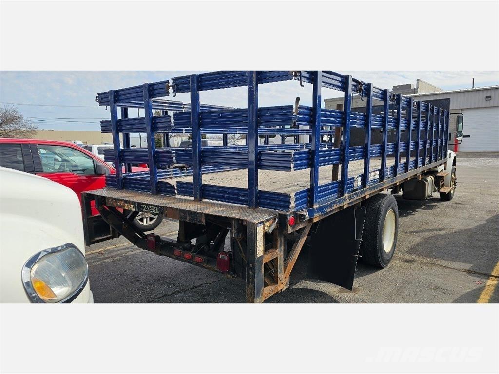 Freightliner M2 106 Platformos/ Pakrovimas iš šono