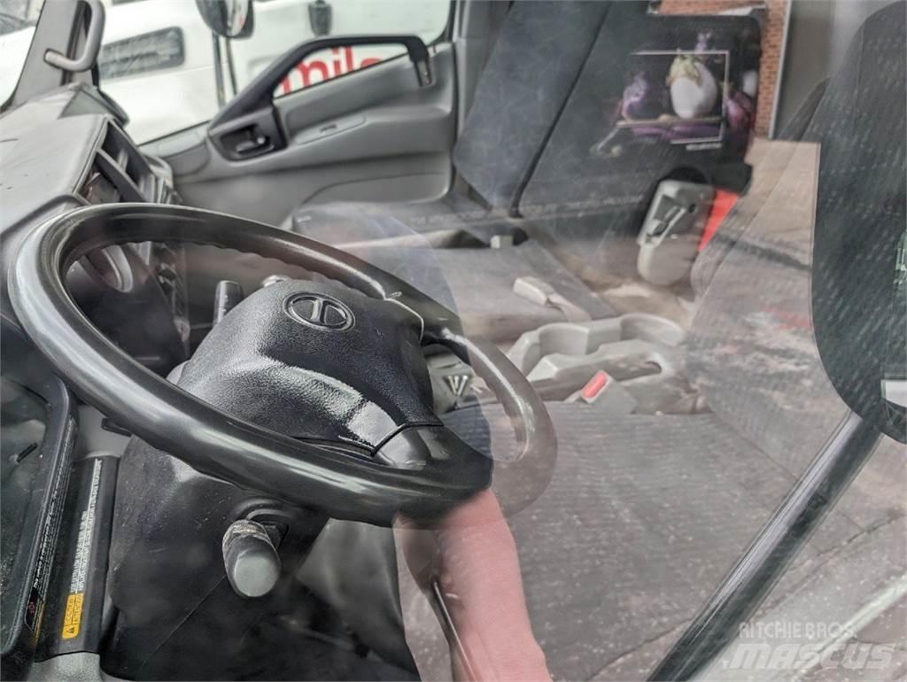 Hino 195 Vilkikai šaldytuvai
