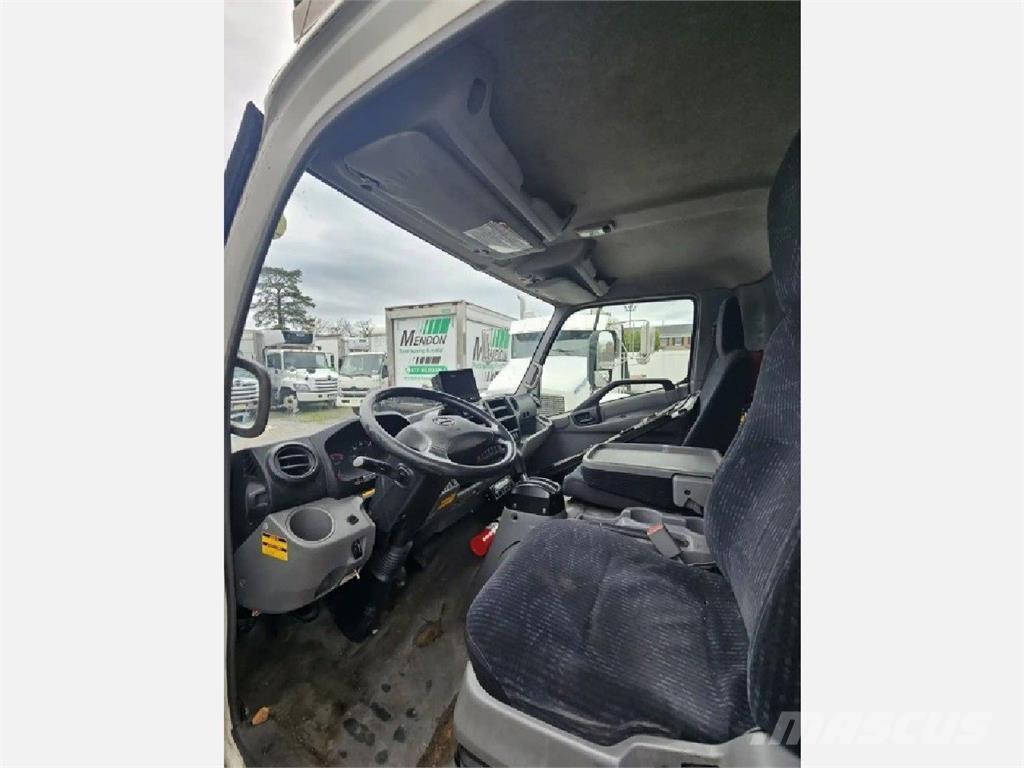 Hino 195 Vilkikai šaldytuvai