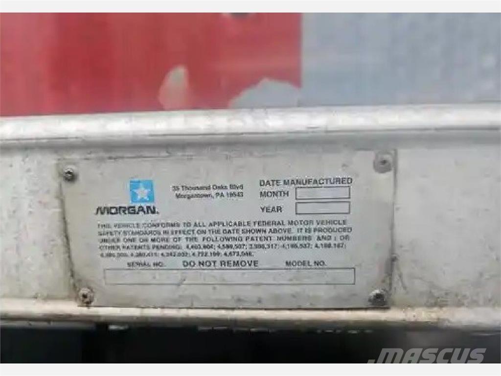 Hino 195 Sunkvežimiai su dengtu kėbulu