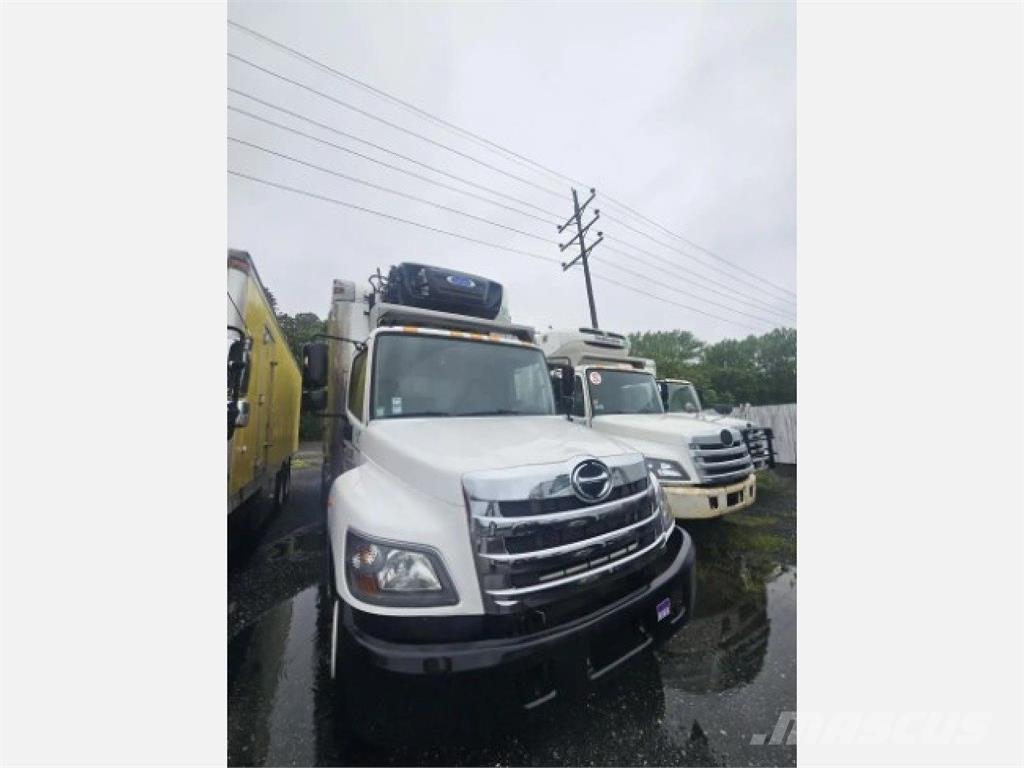 Hino 268 Vilkikai šaldytuvai