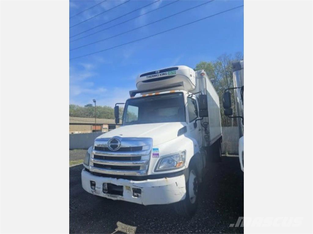 Hino 268 Vilkikai šaldytuvai