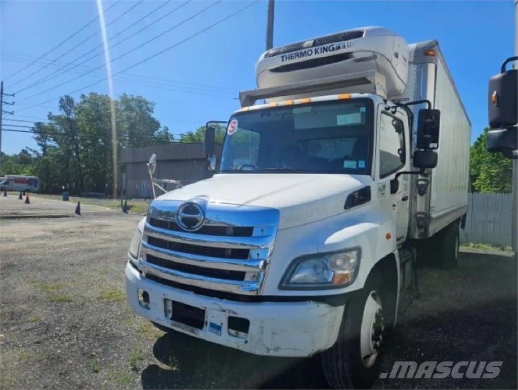 Hino 268 Vilkikai šaldytuvai