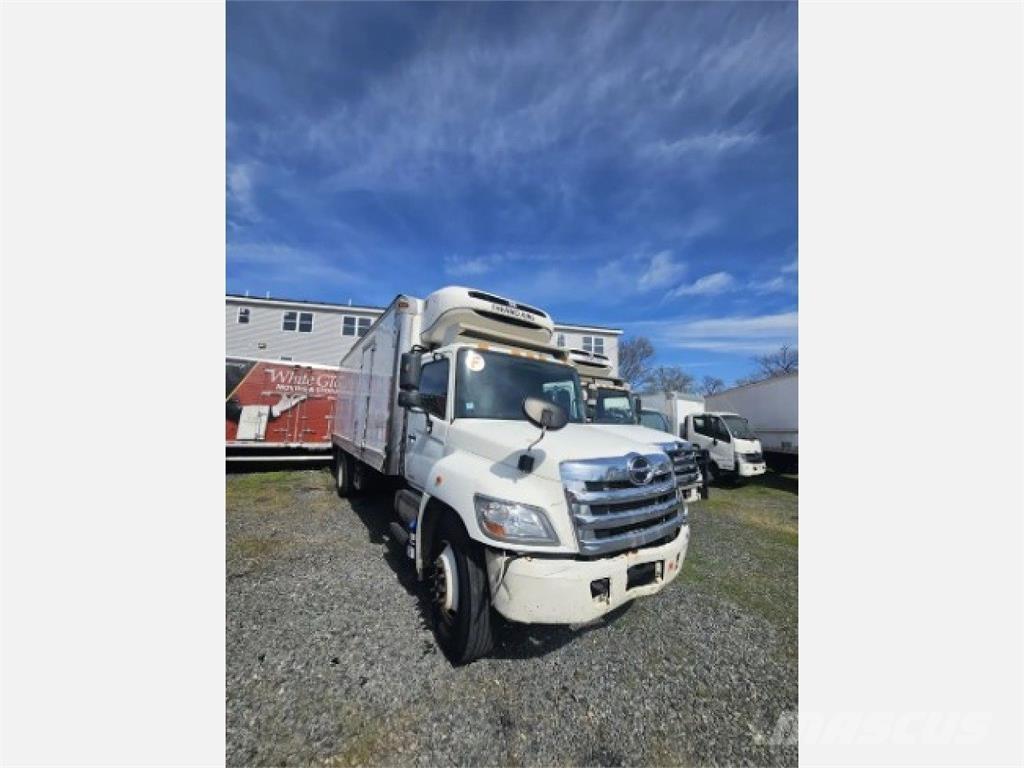 Hino 268 Vilkikai šaldytuvai