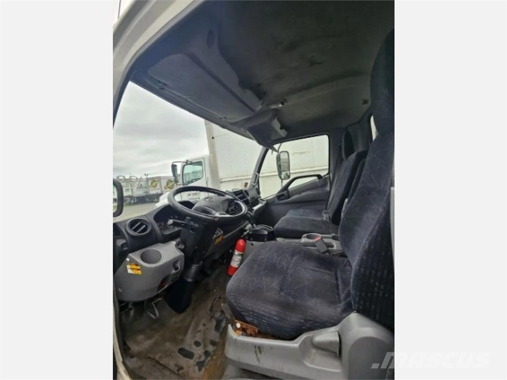 Hino 268 Vilkikai šaldytuvai