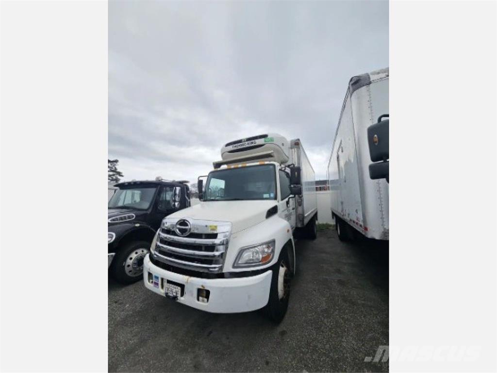 Hino 268 Vilkikai šaldytuvai
