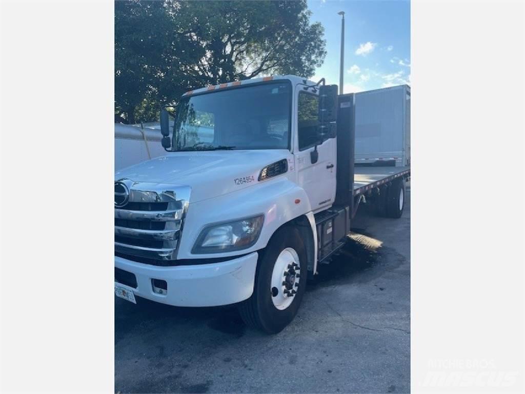 Hino 338 Platformos/ Pakrovimas iš šono
