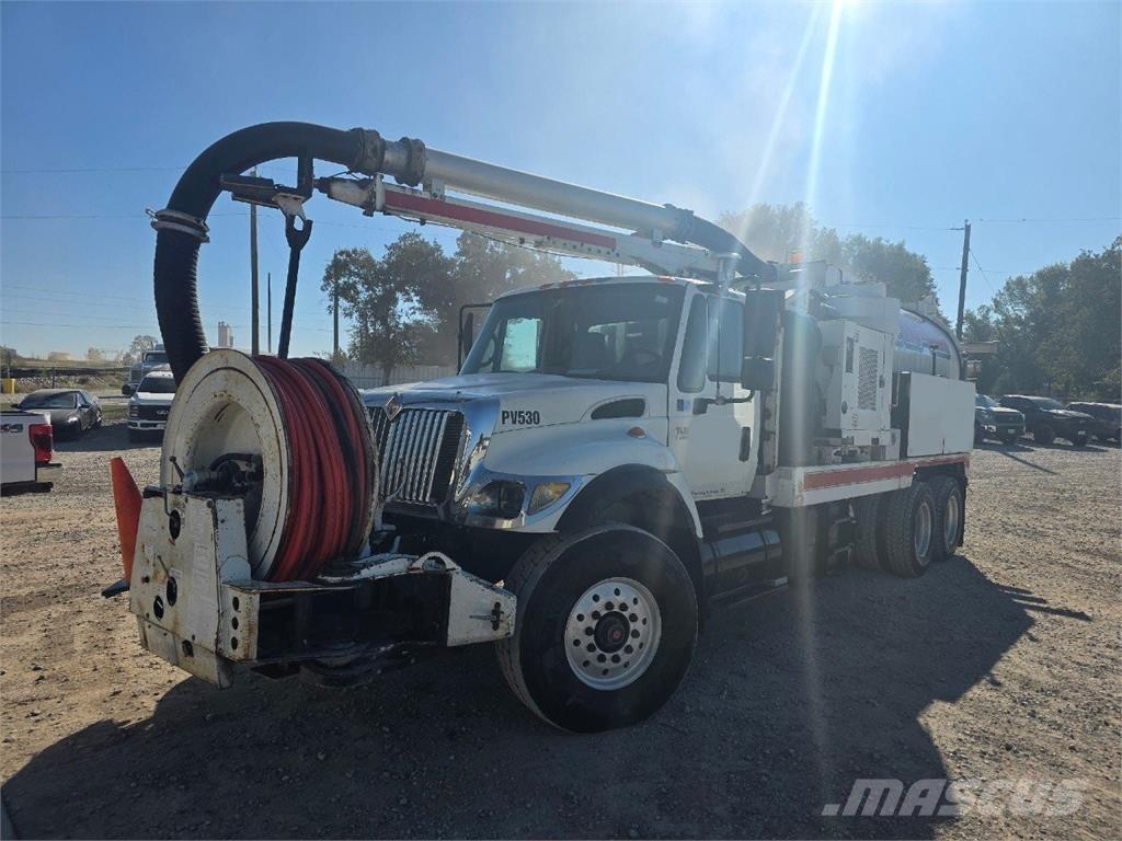 International 4400 Kita