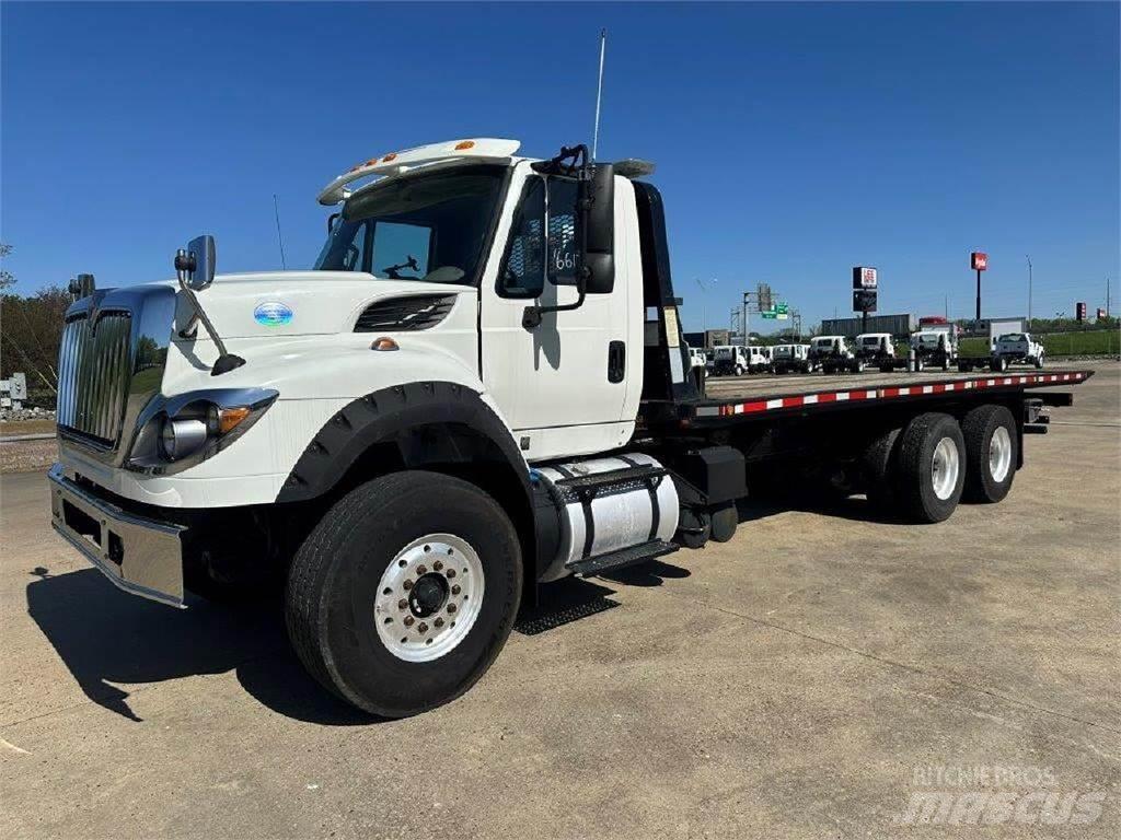 International 7600 Pagalbos kelyje automobiliai