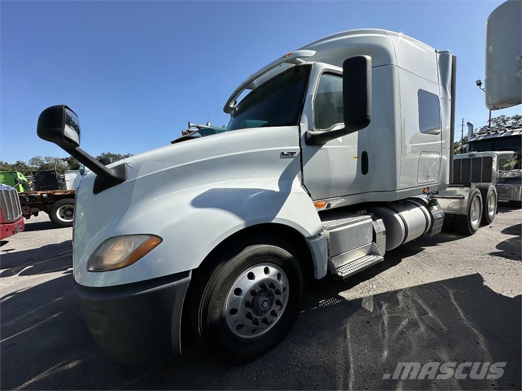 International LT625 Naudoti vilkikai