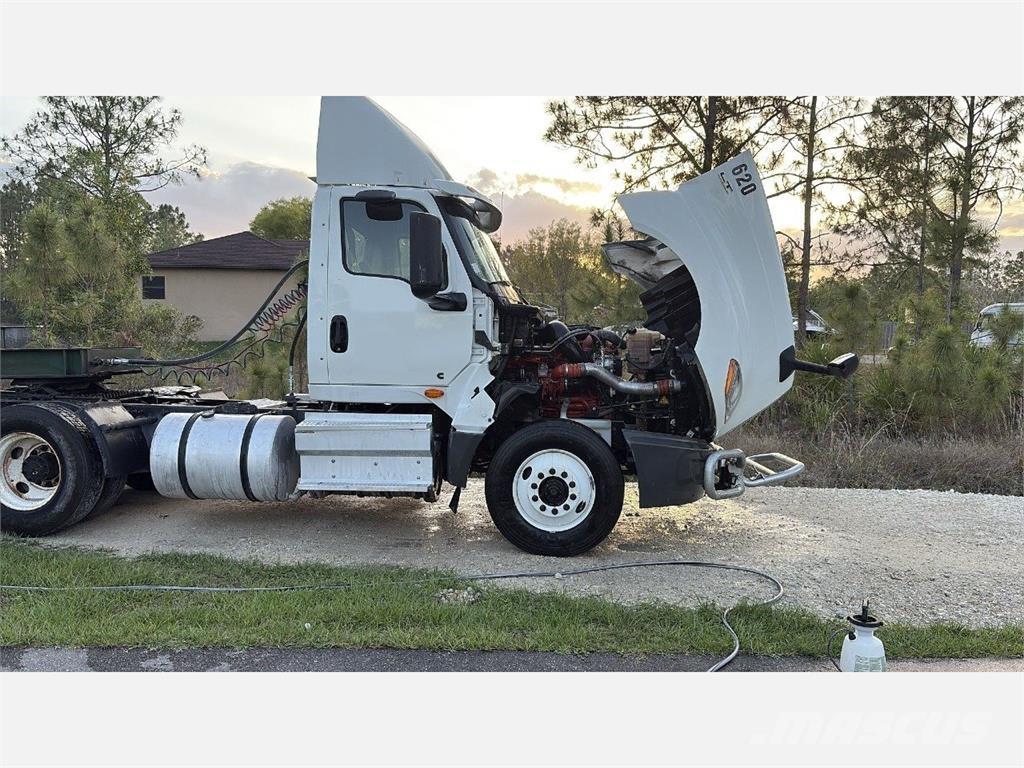 International LT625 Naudoti vilkikai