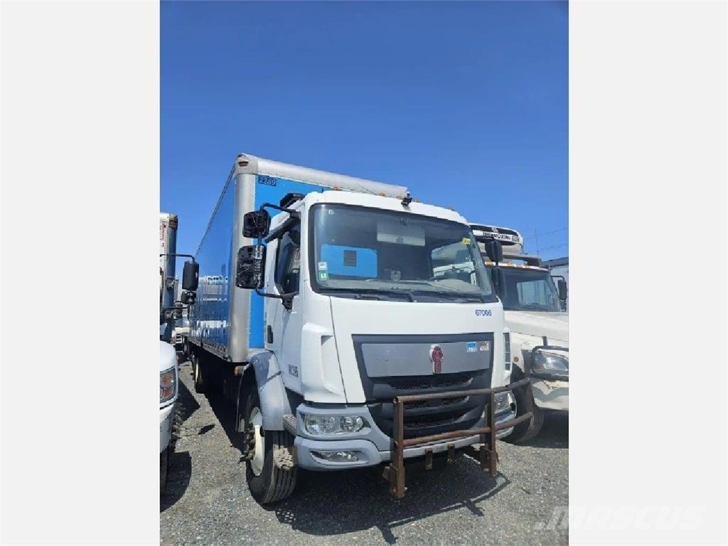 Kenworth K370 Sunkvežimiai su dengtu kėbulu
