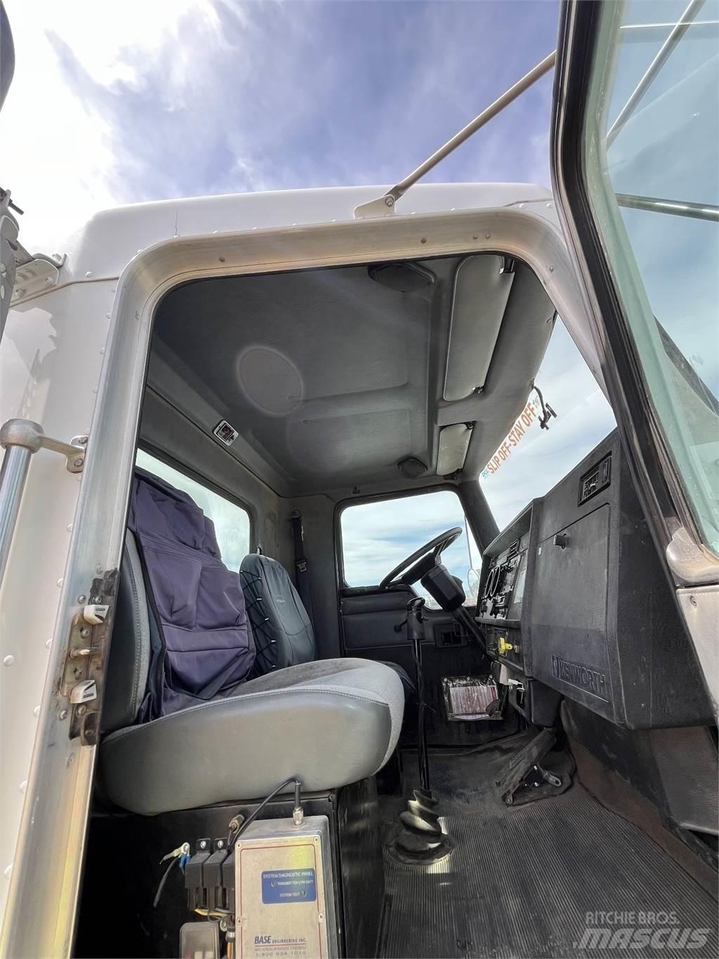 Kenworth T300 Kita