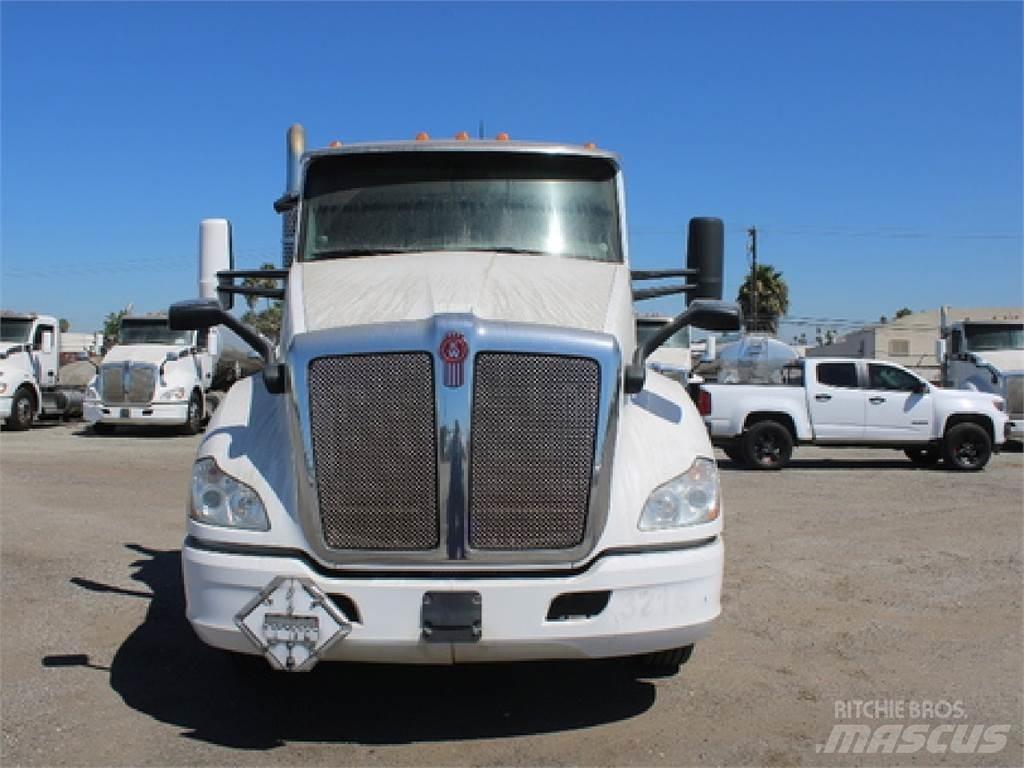 Kenworth T680 Važiuoklė su kabina