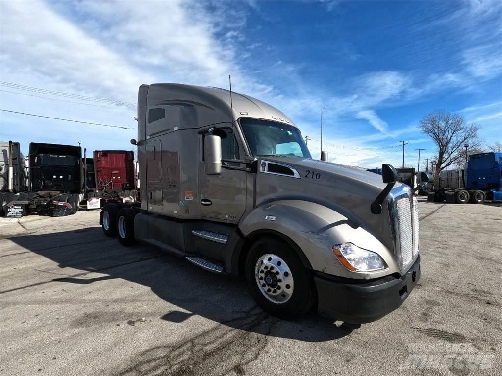 Kenworth T680 Naudoti vilkikai