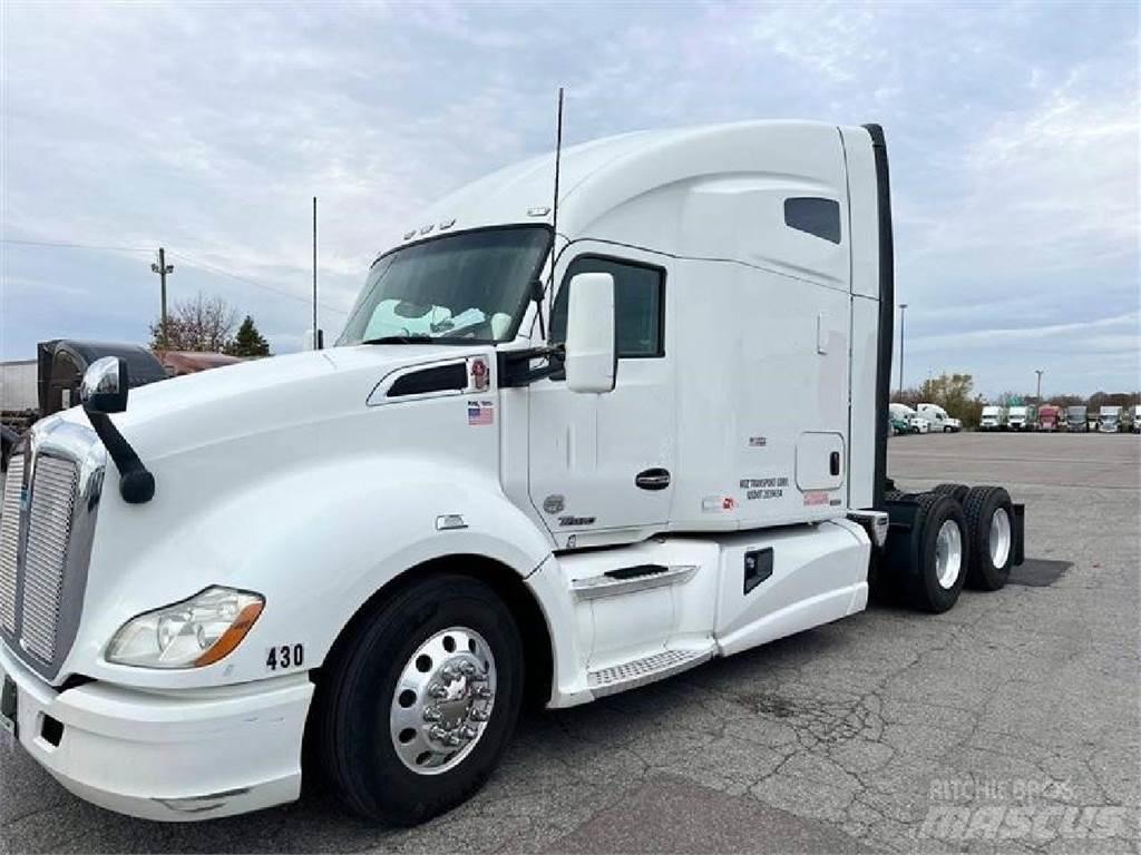 Kenworth T680 Naudoti vilkikai
