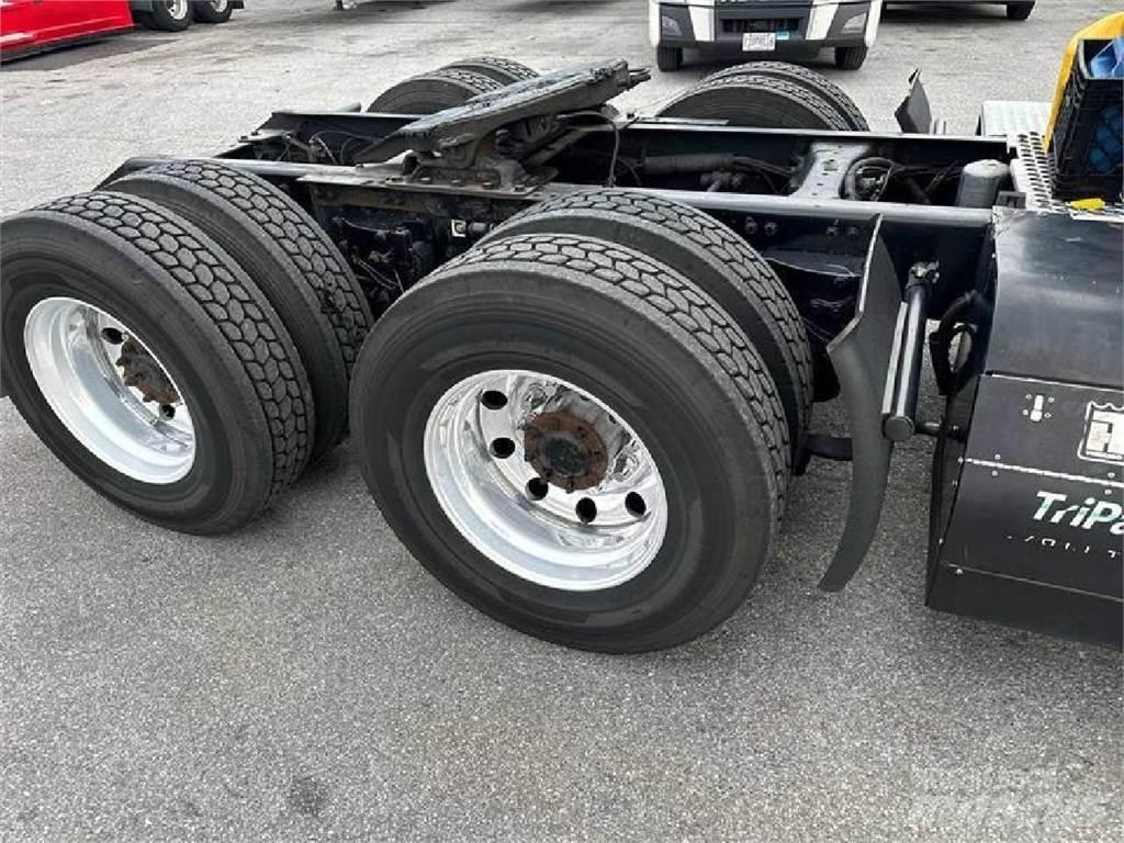 Kenworth T680 Naudoti vilkikai
