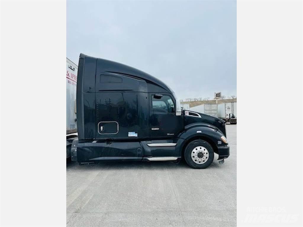 Kenworth T680 Naudoti vilkikai