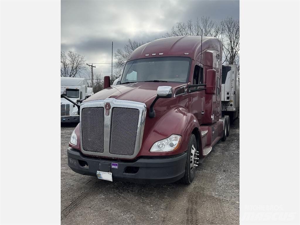 Kenworth T680 Naudoti vilkikai