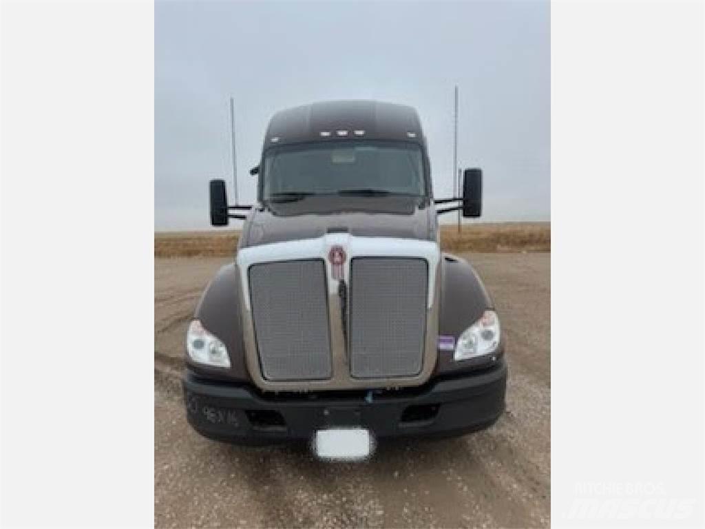 Kenworth T680 Naudoti vilkikai