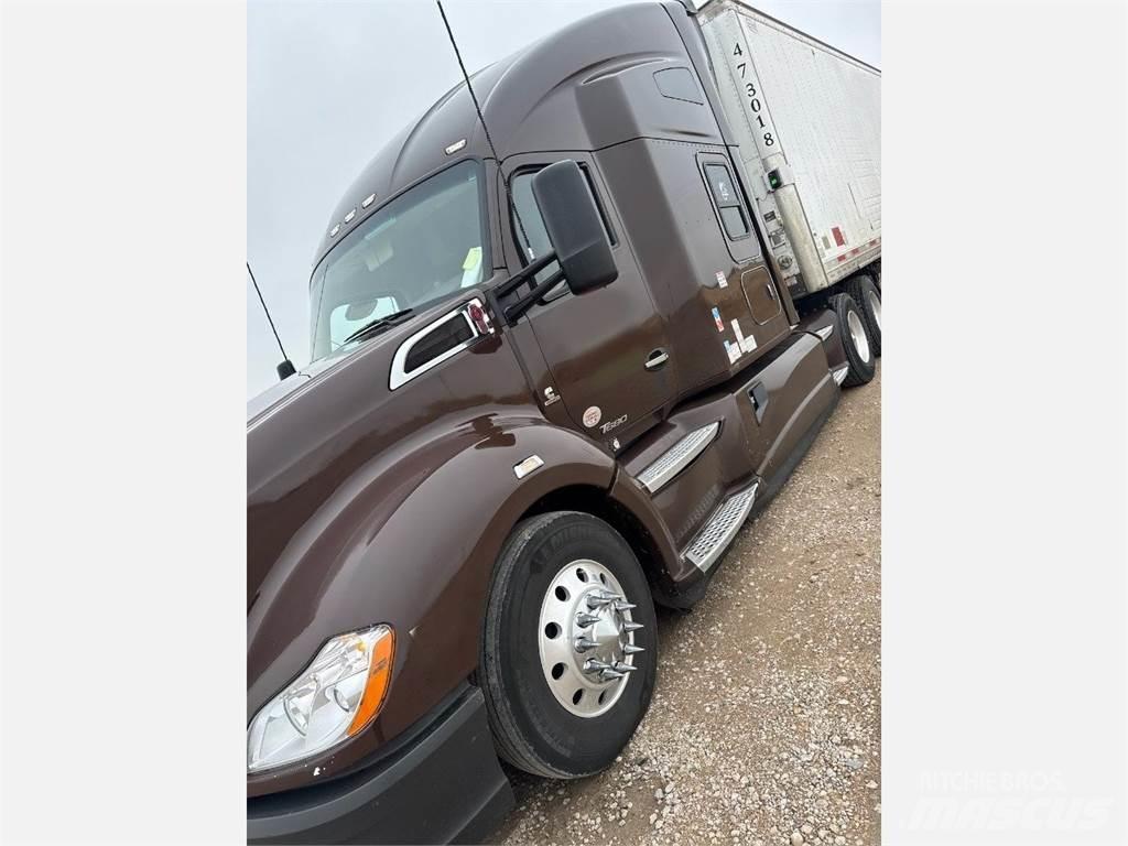 Kenworth T680 Naudoti vilkikai