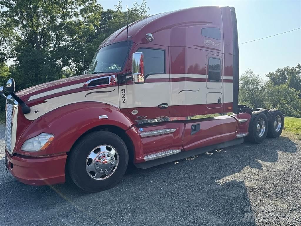 Kenworth T680 Naudoti vilkikai