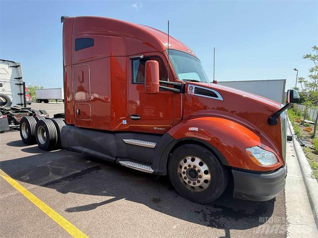 Kenworth T680 Tractor Units