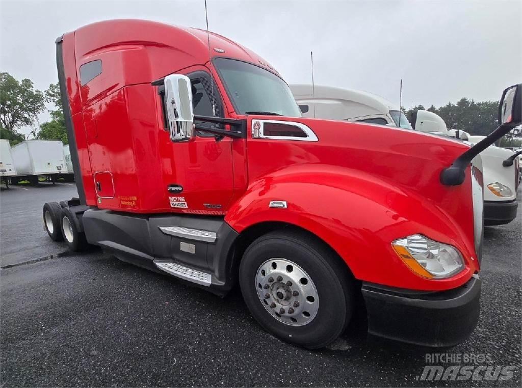 Kenworth T680 Naudoti vilkikai