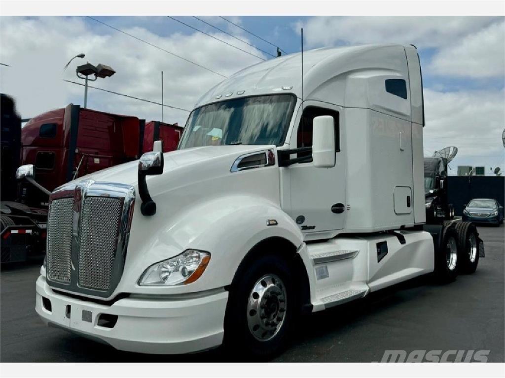 Kenworth T680 Naudoti vilkikai