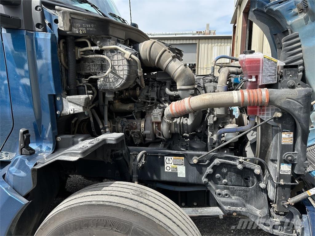 Kenworth T680 Naudoti vilkikai