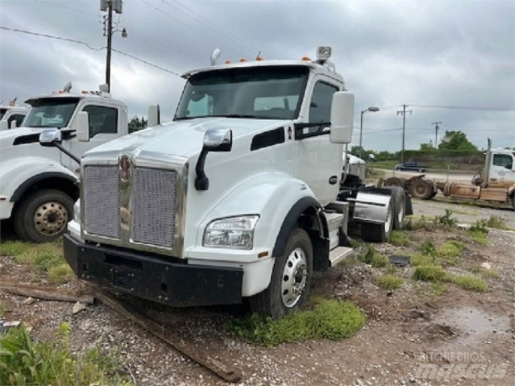 Kenworth T880 Naudoti vilkikai