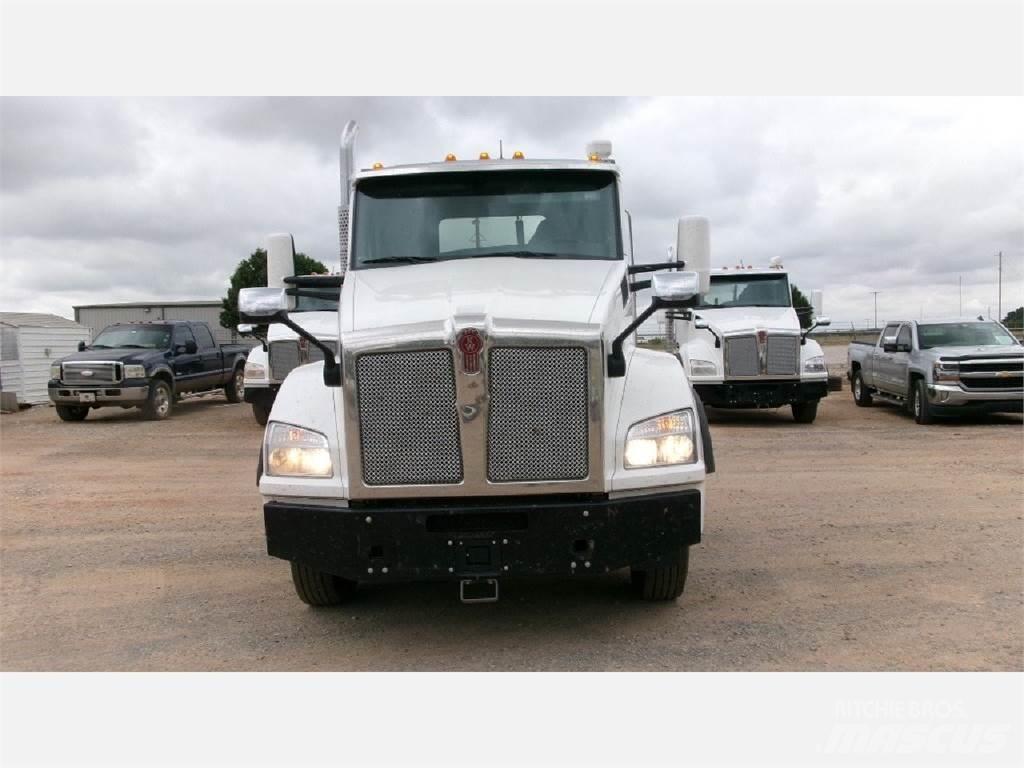 Kenworth T880 Naudoti vilkikai