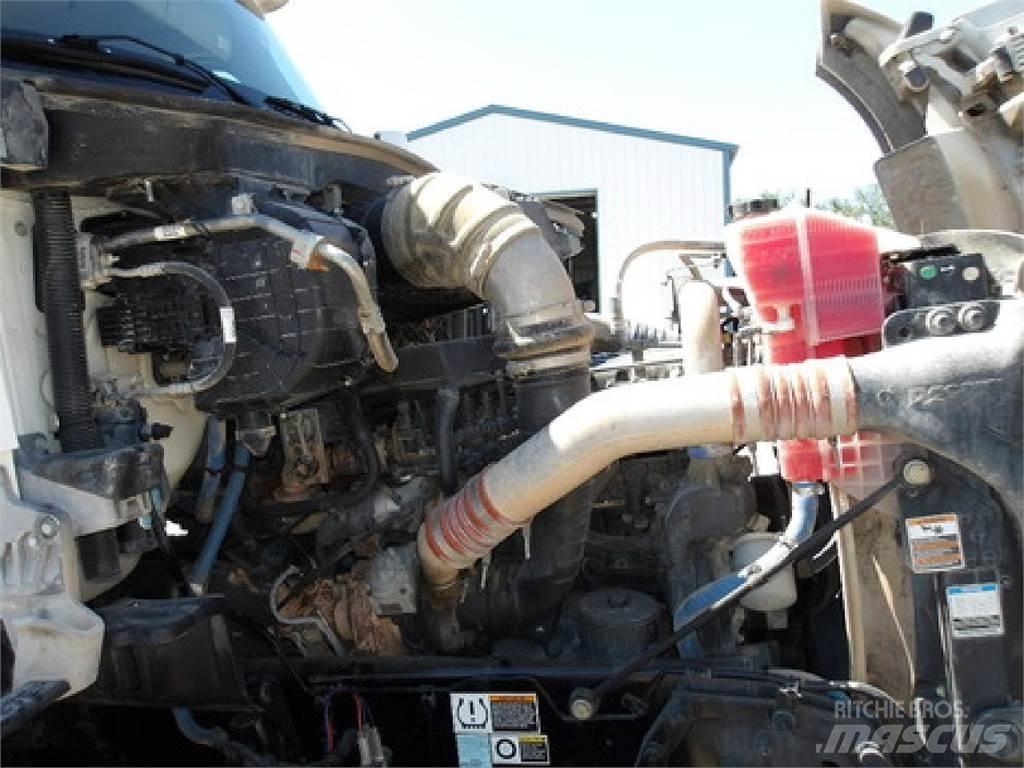Kenworth T880 Naudoti vilkikai
