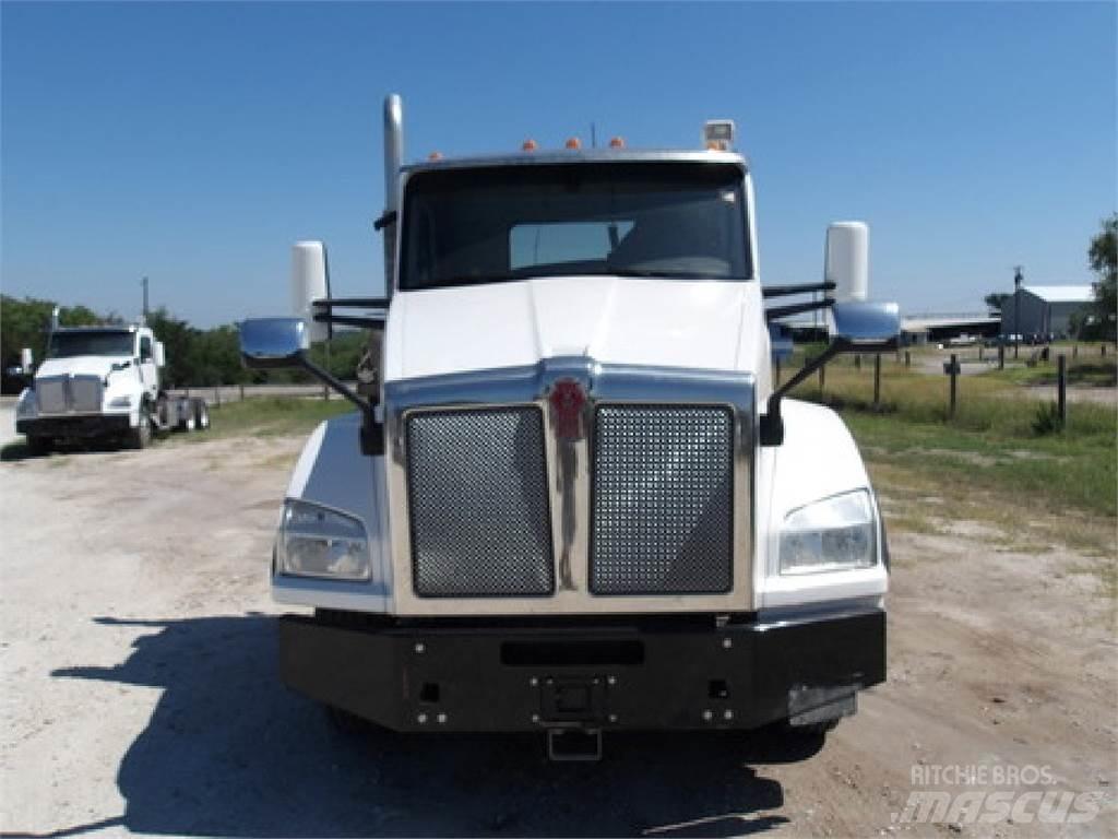 Kenworth T880 Naudoti vilkikai