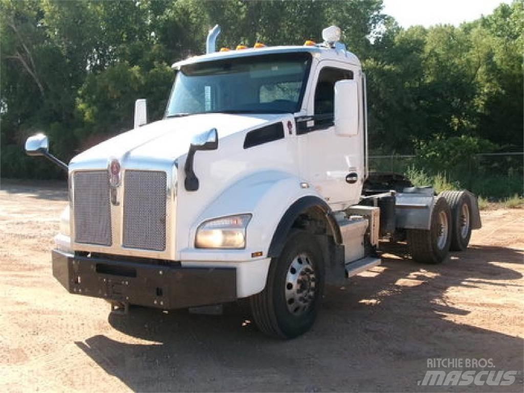Kenworth T880 Naudoti vilkikai
