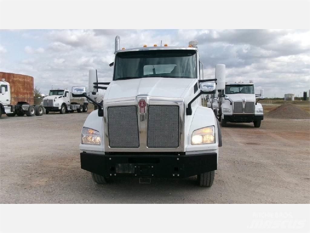 Kenworth T880 Naudoti vilkikai