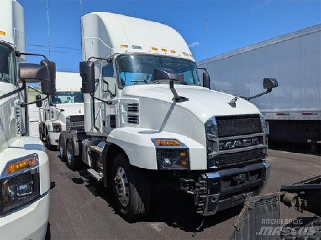 Mack AN64T Naudoti vilkikai