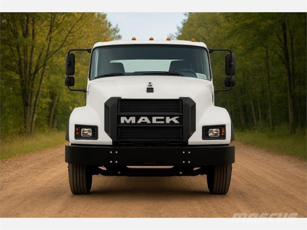 Mack MD6 Važiuoklė su kabina