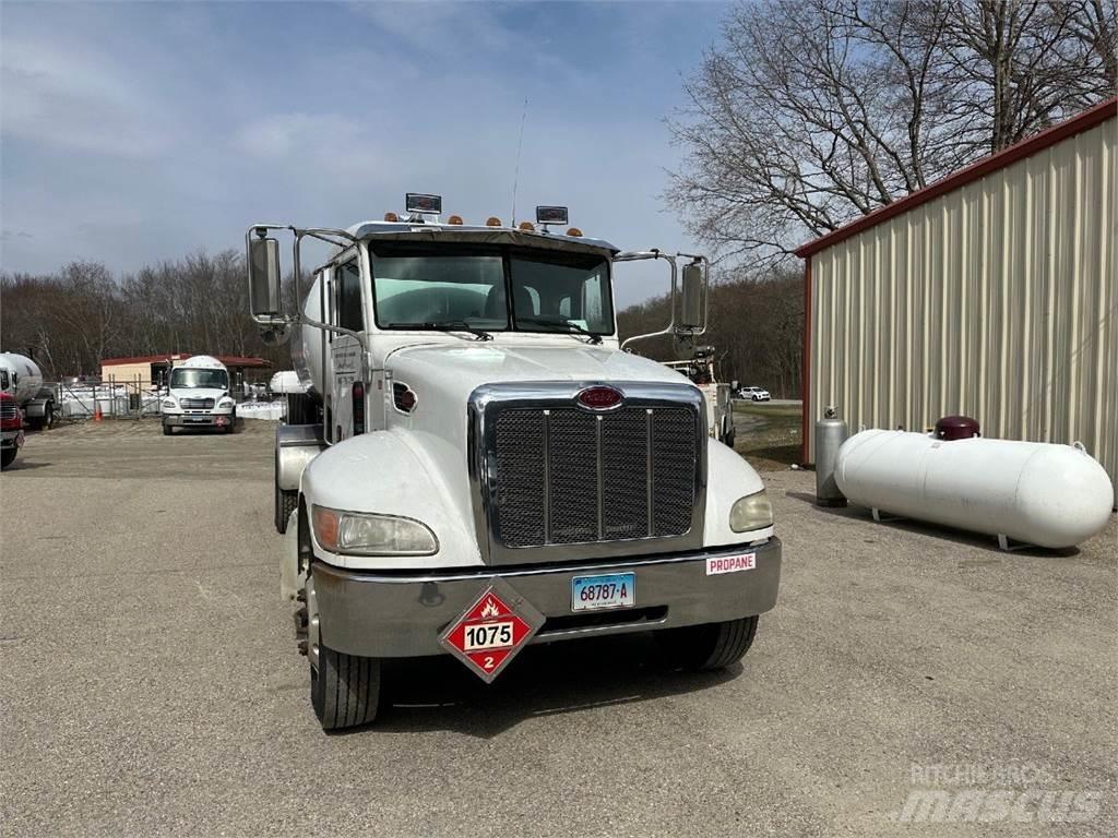 Peterbilt 335 Kita