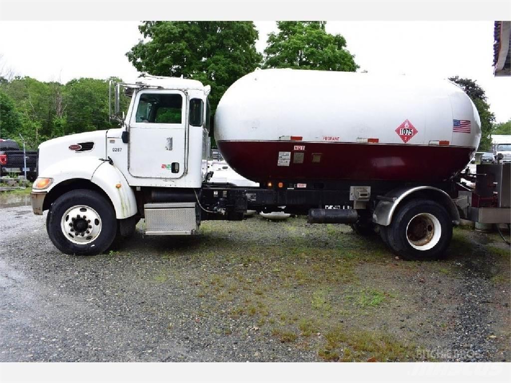Peterbilt 335 Kita