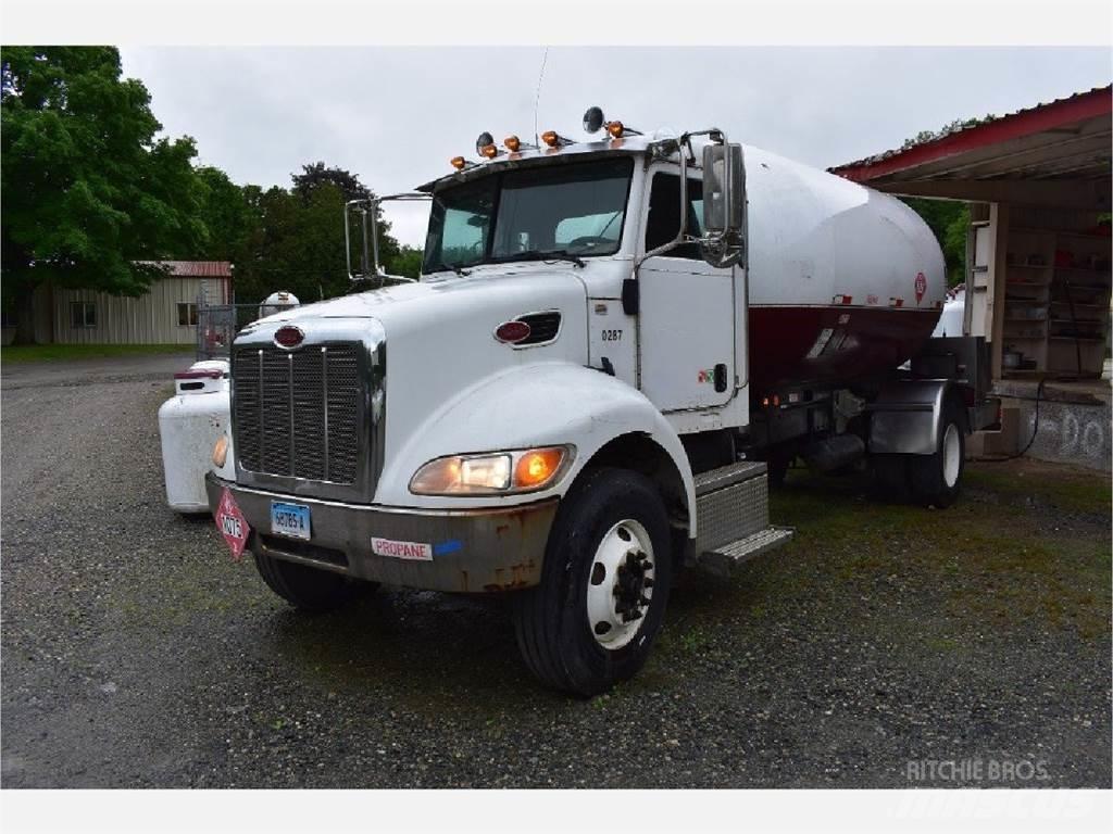 Peterbilt 335 Kita